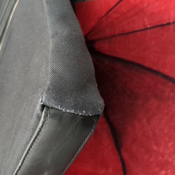 Levenger black laptop bag - Picture 7 of 14